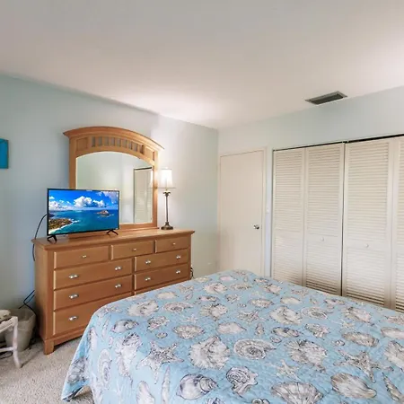 1255-306 Stroll To Warm Bay Breezes Villa